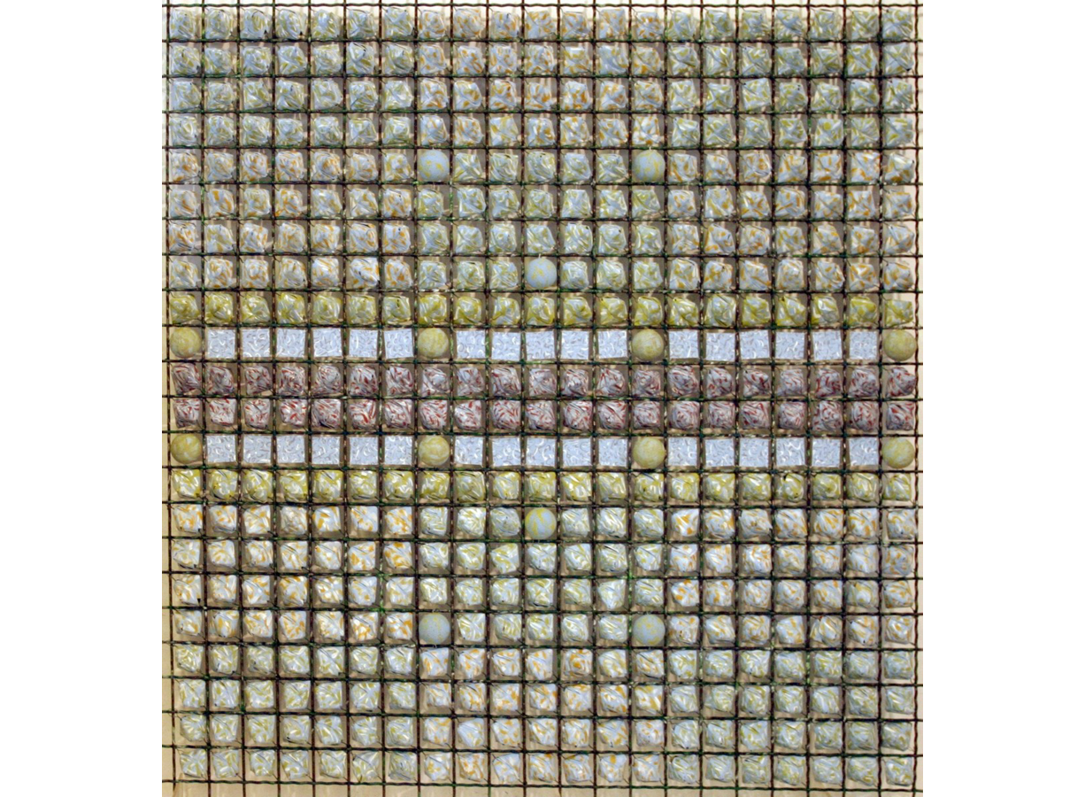 Denkgitter II, 2012 / Papierfalttechnik im Zinkgitter / 100 x 100 cm